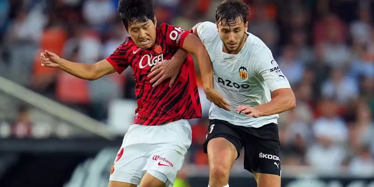 Another club could snatch this player from Barcelona