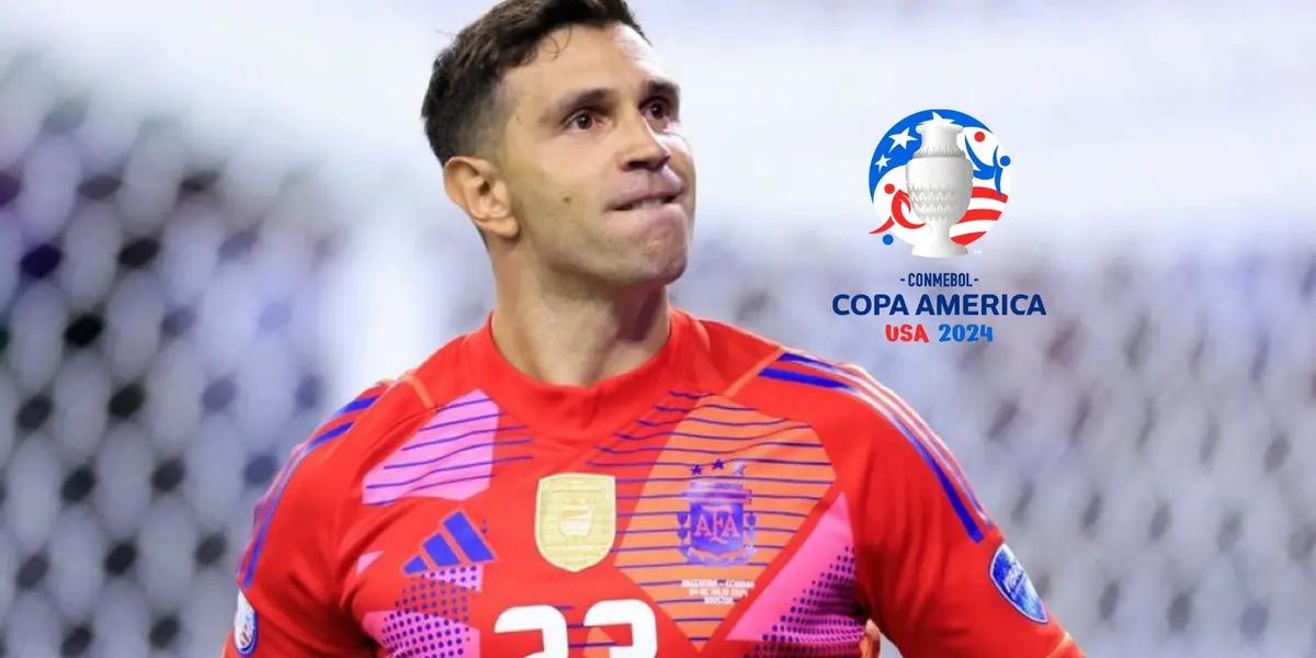 Emiliano Martinez looks very happy as he wears the Argentina goalkeeper jersey and the Copa America logo is next to him. (Source: CONMEBOL, X)