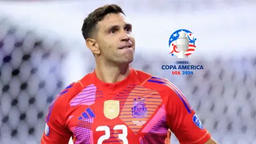 Emiliano Martinez looks very happy as he wears the Argentina goalkeeper jersey and the Copa America logo is next to him. (Source: CONMEBOL, X)