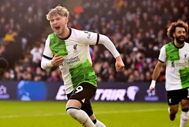 Liverpool's English midfielder Harvey Elliott celebrates after scoring his second goal during the Premier League football match.